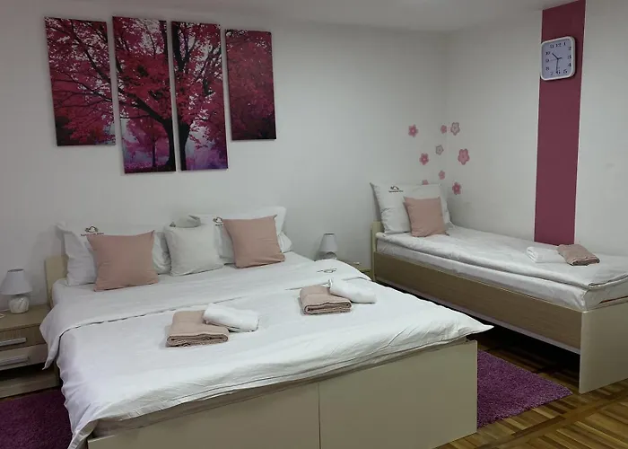 Zlatiborski Andjeo, Gaga 아파트 *