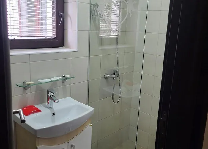 Zlatiborski Andjeo, Gaga 아파트